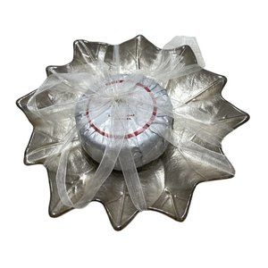 New Leaf Design Soap Dish-Comes with Mini Bar of Lavender Soap (christmas)